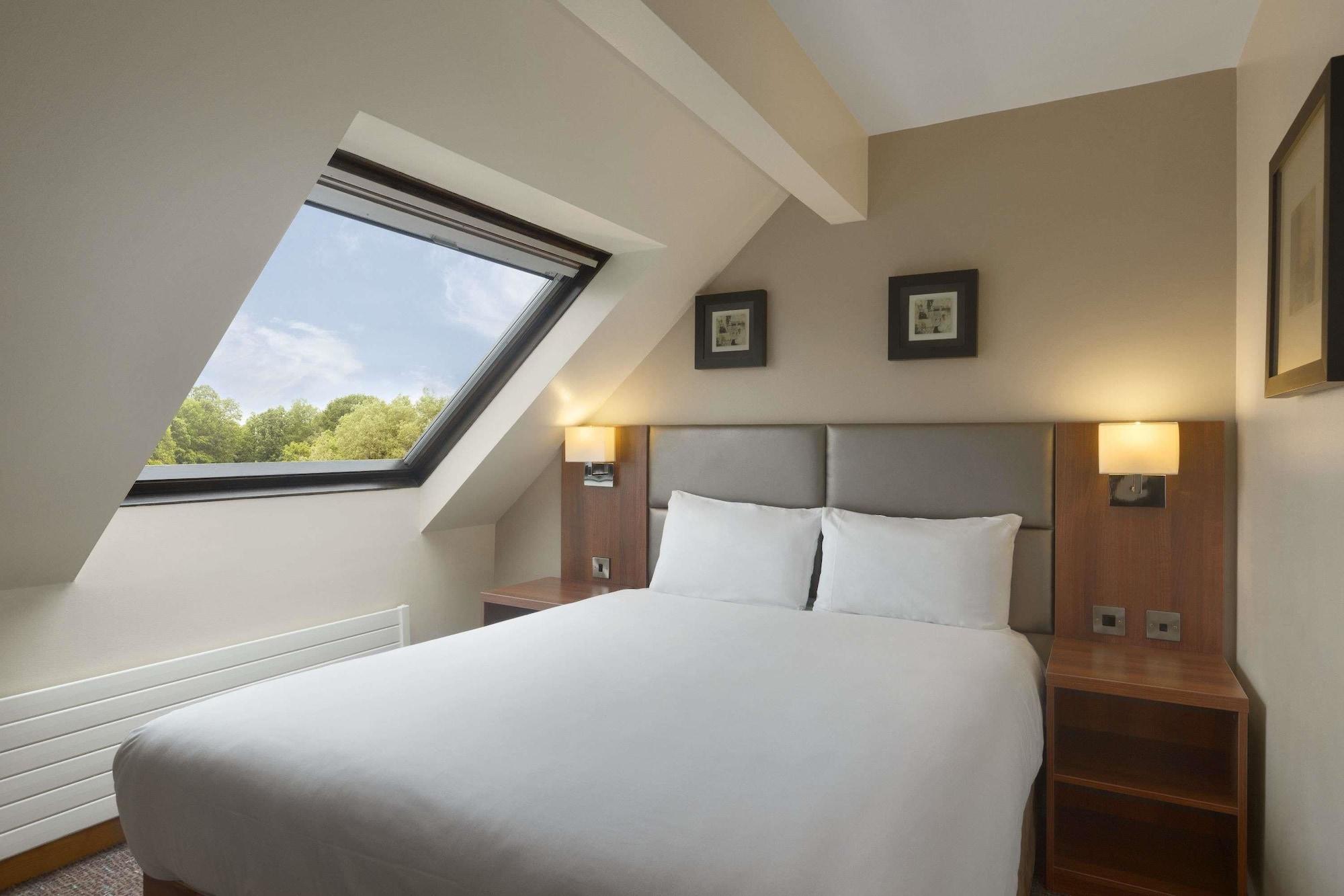 Ramada Telford Ironbridge Hotel Buitenkant foto