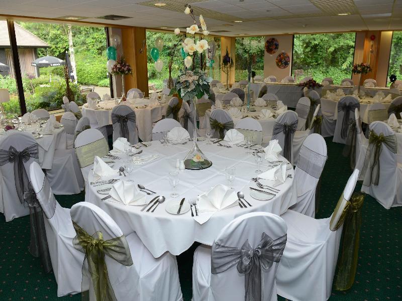 Ramada Telford Ironbridge Hotel Buitenkant foto
