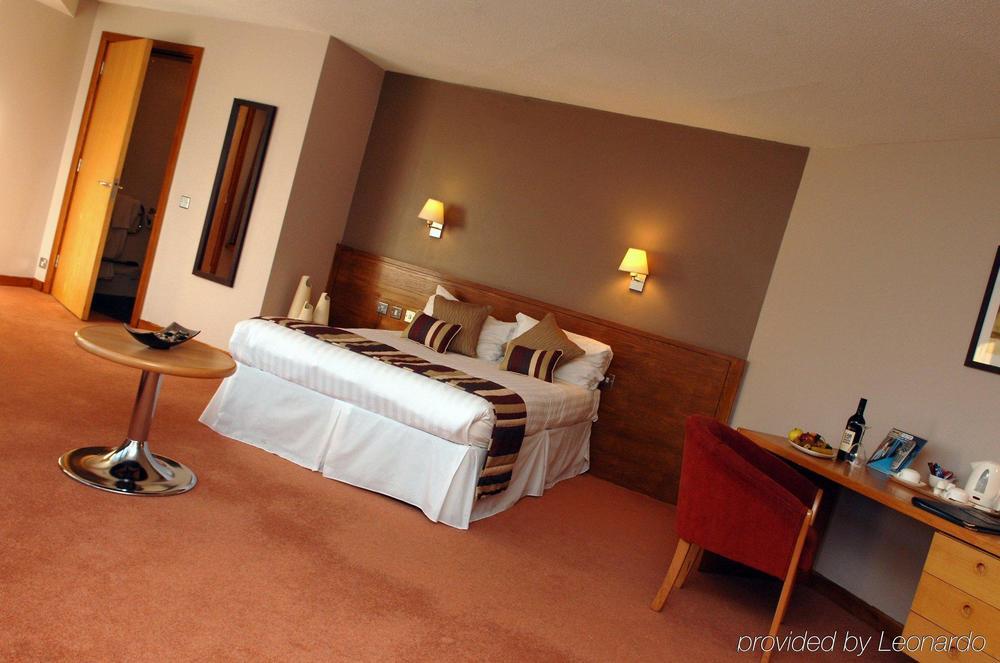 Ramada Telford Ironbridge Hotel Buitenkant foto