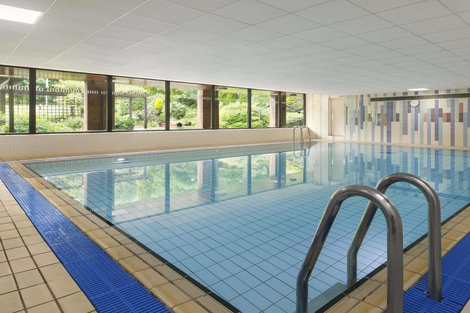 Ramada Telford Ironbridge Hotel Buitenkant foto