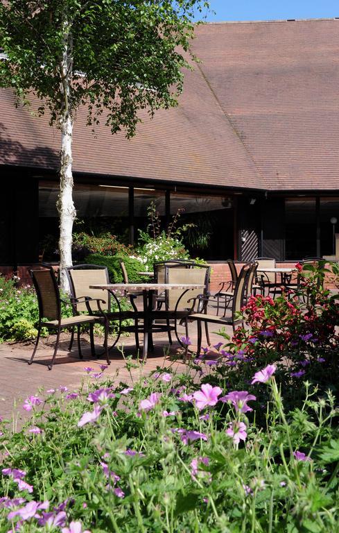 Ramada Telford Ironbridge Hotel Buitenkant foto